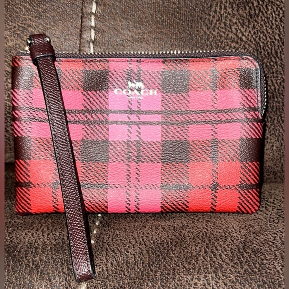 Coach 🩷 Pink and Red Plaid Saffiano Leather Wristlet - Picture 1 of 4